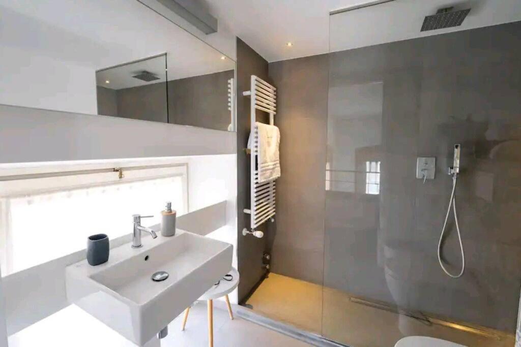 Loft Luxury - Piazza Castello Porta Susa Turin Bagian luar foto