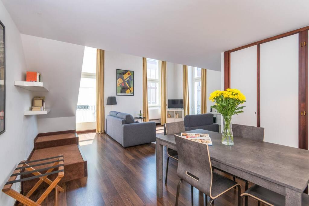 Loft Luxury - Piazza Castello Porta Susa Turin Bagian luar foto